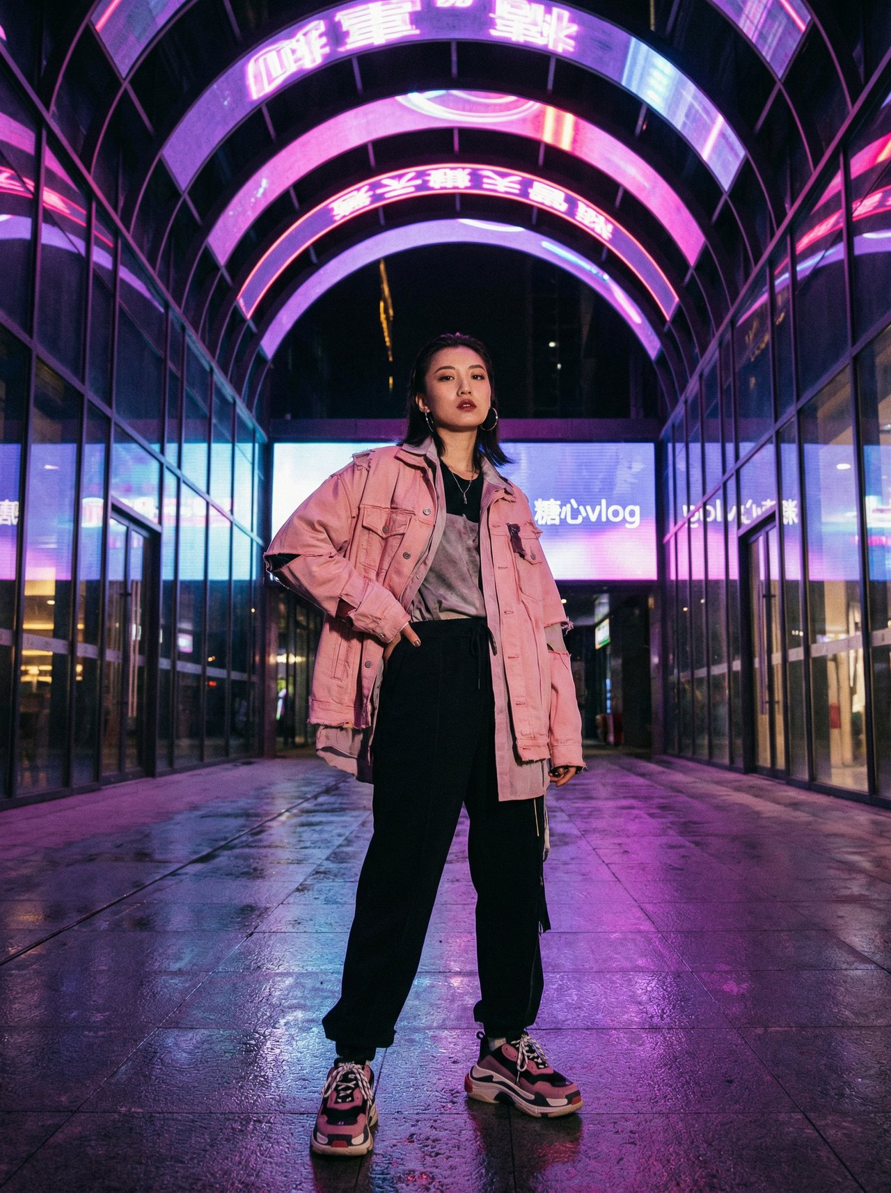 草莓视频街拍视频